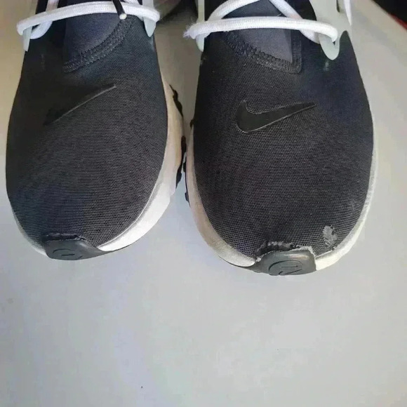 Nike React Presto Ghost Shoes 2019 Black White Men's Size 9 US- AV2605-003 - Picture 2 of 8